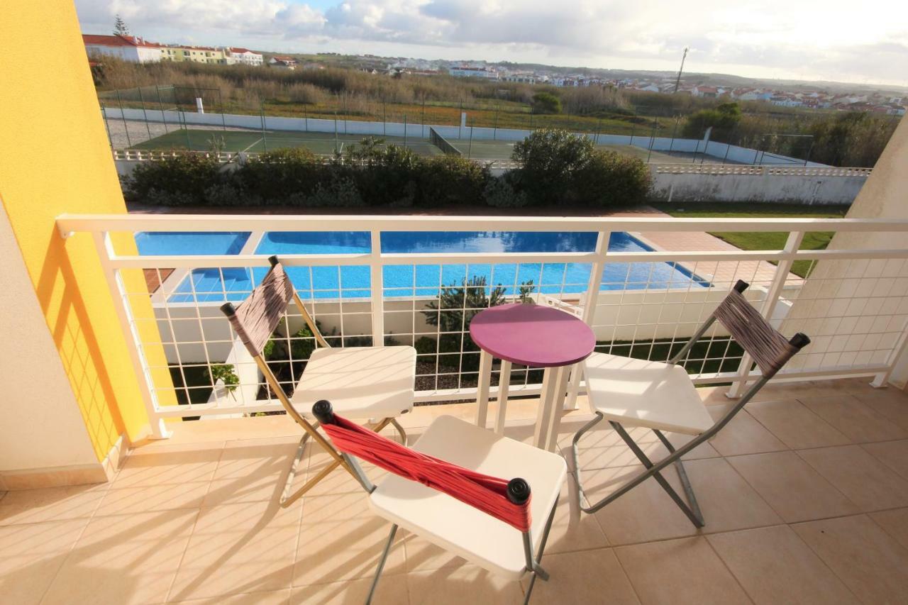 Surf House Baleal Bed & Breakfast Dış mekan fotoğraf